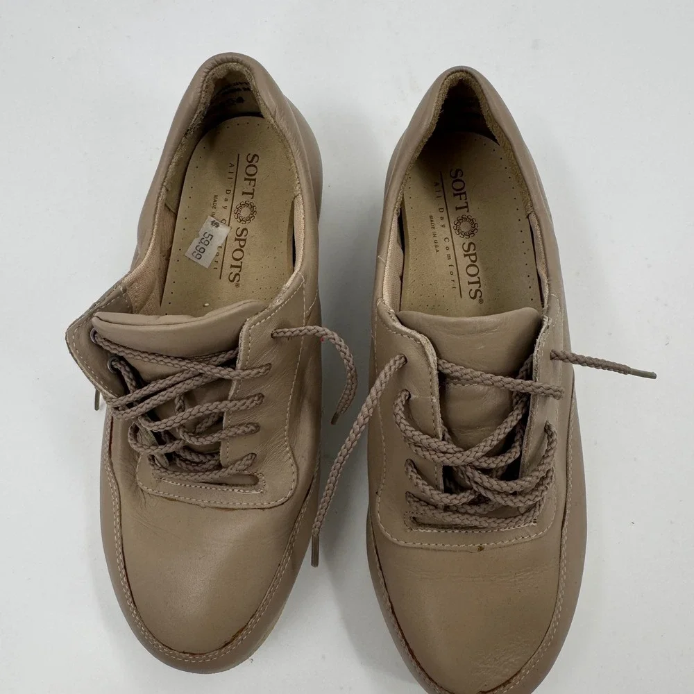 Soft Spots Women's Taupe Leather Lace Up Comfort‎ Walking Shoes Size 5.5 WW